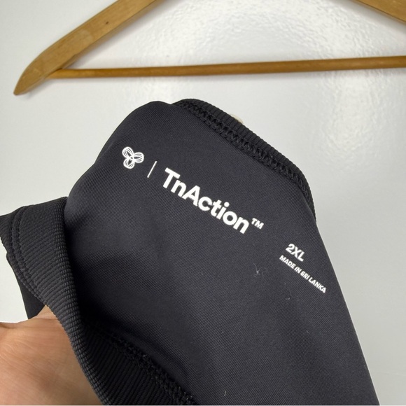 ARITZIA TNAction Black Ribbed Tumbler Sports Bra - Picture 5 of 5